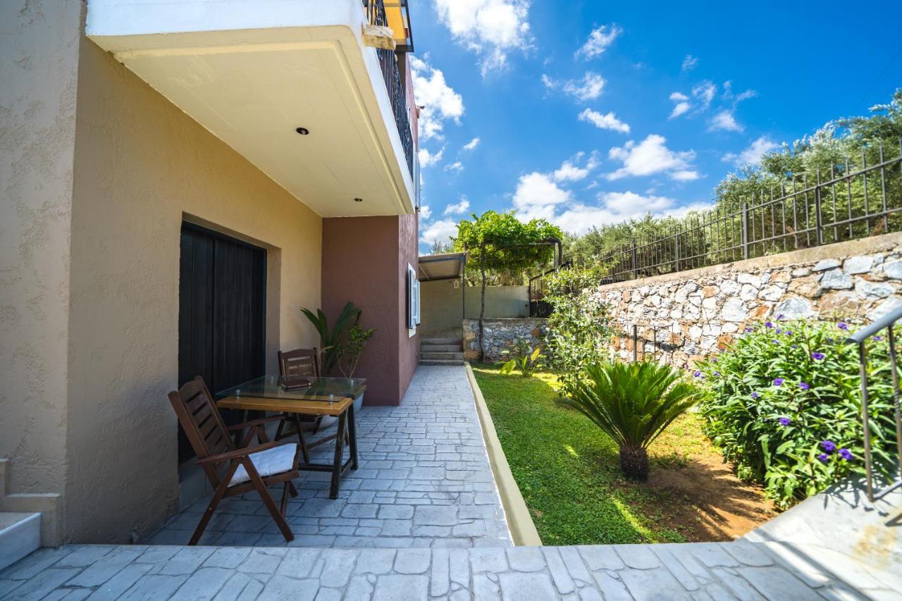 Petronila Luxury Villa With Heated Private Pool 키사모스 외부 사진
