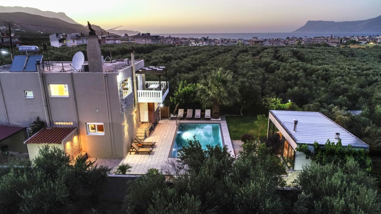 Petronila Luxury Villa With Heated Private Pool 키사모스 외부 사진
